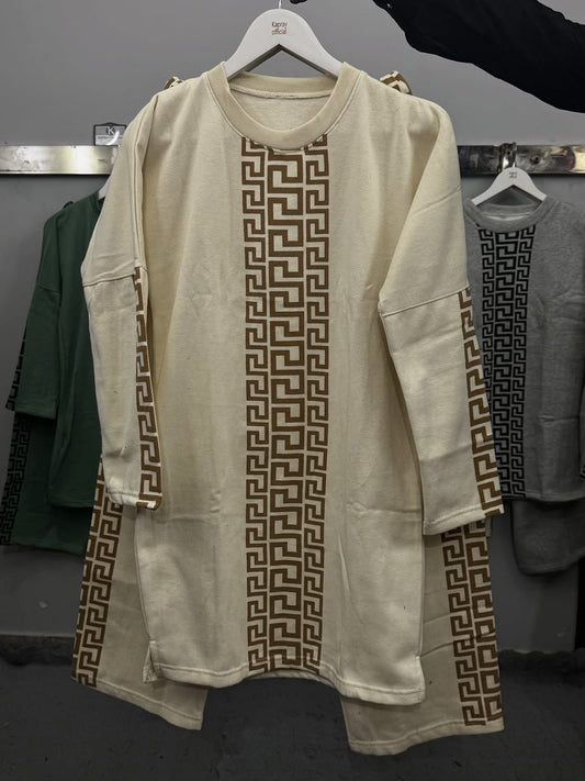 Off-White Color Drop-Shoulder Puzzle Printed Sweat Style 2-Pcs Winter Tracksuit