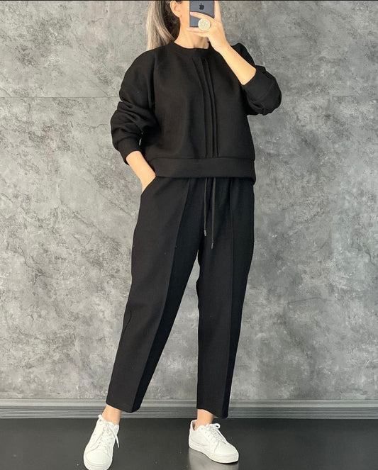 Winter Fleece Co-ords: Stylish Black 2-Piece Set with Cocoon Pants and Sweatshirt (AK)