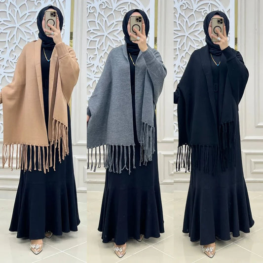 Women's Bat-Wing Style Printed Fleece Shawl. (A&S )